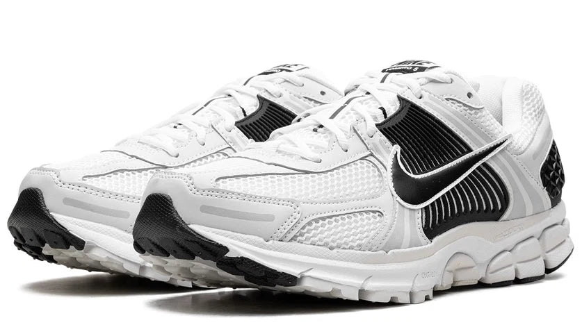 Nike Vomero 5 Panda